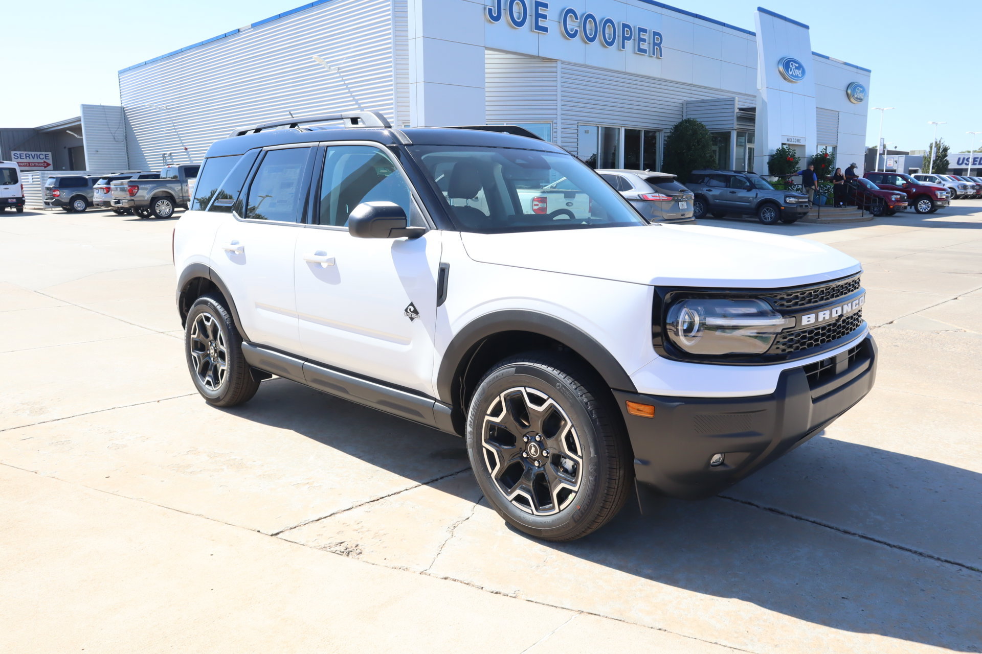 New 2026 Ford Bronco Sport Outer Banks AWD/4WD image 1