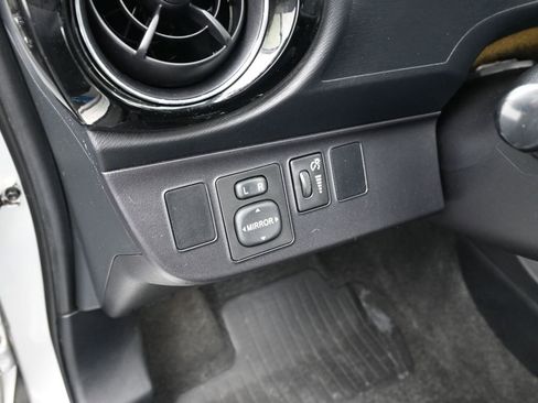 Used 2015 Toyota Prius C Four image 19