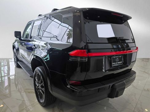 Used 2024 Lexus GX 550 w/ Cold Area Package AWD/4WD image 6