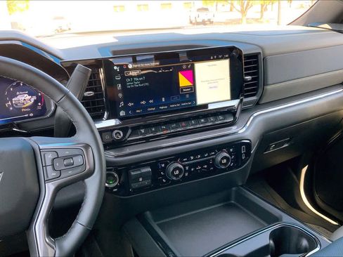 Used 2026 Chevrolet Silverado 2500 ZR2 image 7