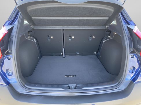 Used 2020 Nissan Kicks SV image 22