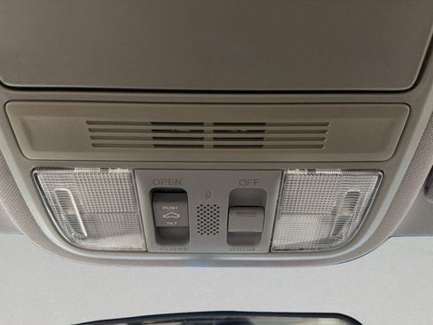 Used 2010 Honda Accord EX-L image 26