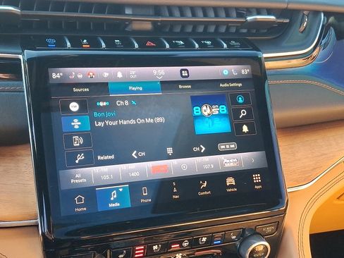 Used 2023 Jeep Grand Cherokee Summit image 18