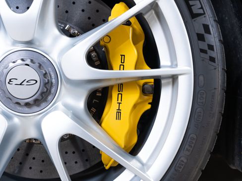 Used 2010 Porsche 911 GT3 RWD image 39