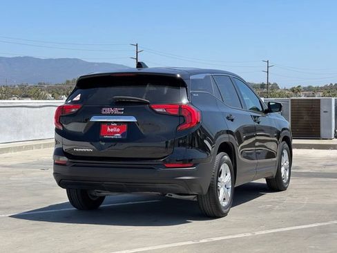 Used 2018 GMC Terrain SLE FWD image 32