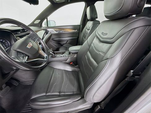 Used 2020 Cadillac XT6 Premium Luxury w/ Platinum Package image 5
