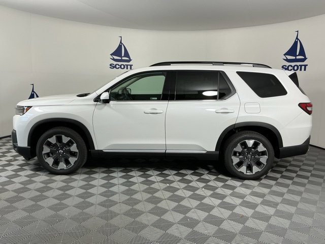 New 2026 Honda Pilot Touring image 4