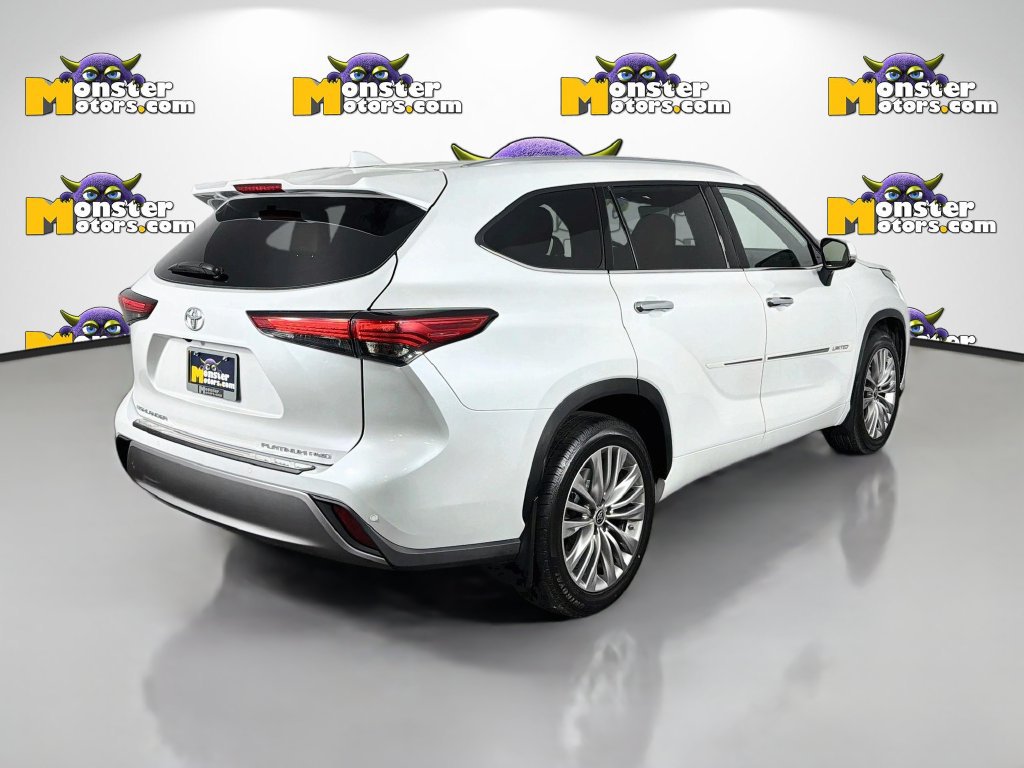 Used 2022 Toyota Highlander Platinum AWD/4WD image 5