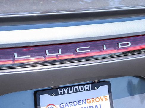Used 2025 Lucid Air Pure RWD image 10