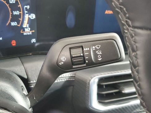 Used 2025 Ford Mustang GT Premium image 32