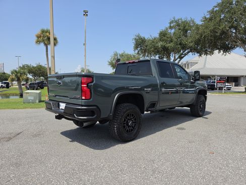New 2026 Chevrolet Silverado 2500 ZR2 AWD/4WD image 5