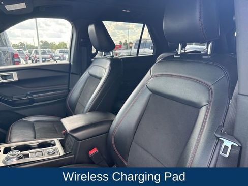 Certified 2022 Ford Explorer ST-Line w/ Class IV Trailer Tow Package image 11