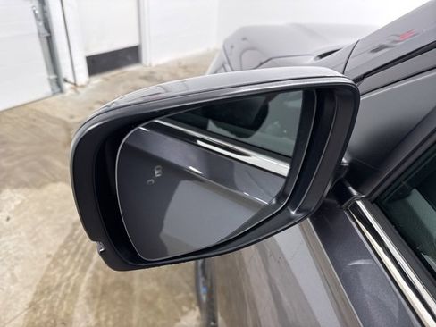 New 2026 Honda Pilot Touring image 9