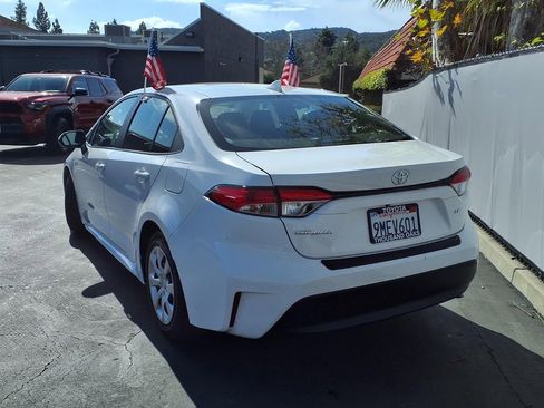 Certified 2024 Toyota Corolla LE image 6