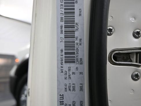 Used 2017 RAM 1500 Laramie w/ Convenience Group image 46