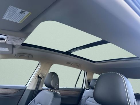 New 2026 Volkswagen Atlas SEL image 22