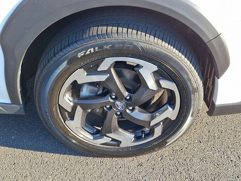 Used 2023 Subaru Crosstrek 2.5i Limited w/ Popular Package #3 image 8