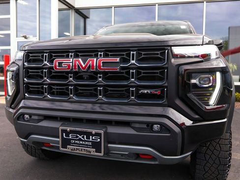 Used 2023 GMC Canyon AT4 w/ AT4 Premium Package AWD/4WD image 13