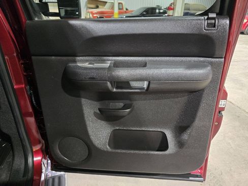 Used 2013 Chevrolet Silverado 2500 LT w/ Interior Plus Package image 37