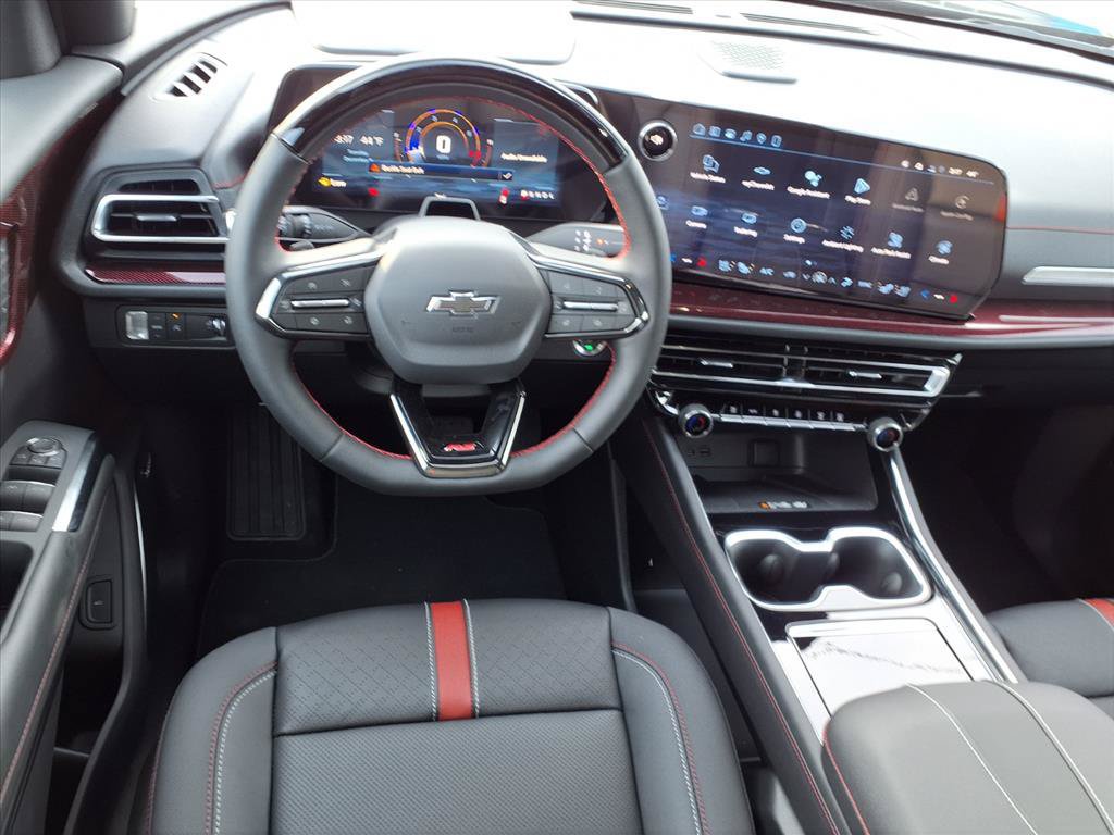 New 2026 Chevrolet Traverse RS w/ LPO, Floor Liner Package FWD image 6