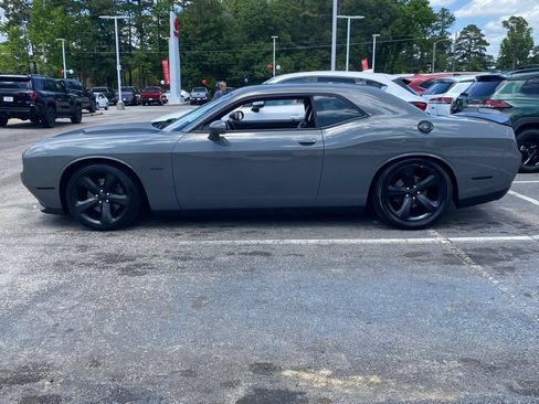 Used 2018 Dodge Challenger R/T Plus RWD image 4