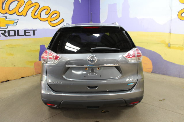 Used 2015 Nissan Rogue SV AWD/4WD image 7