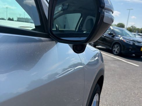 Used 2017 Honda HR-V EX-L image 7