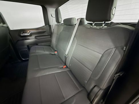 Used 2024 Chevrolet Silverado 1500 LT image 38