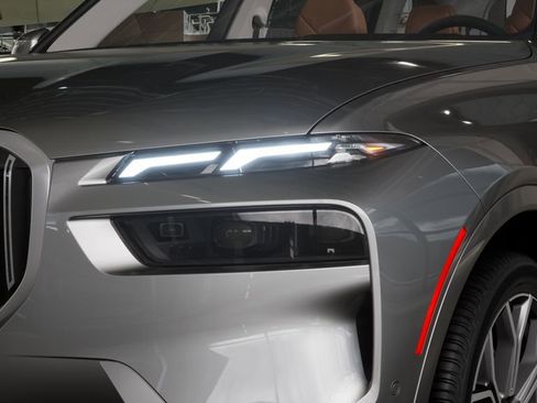 Used 2026 BMW X7 xDrive40i image 33