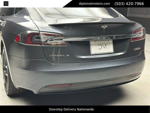 Used 2016 Tesla Model S P100D image 16