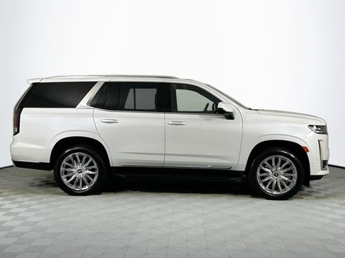 Used 2024 Cadillac Escalade Premium Luxury w/ LPO, Floor Liner Package AWD/4WD image 4