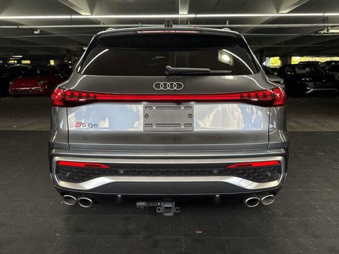 Used 2025 Audi SQ5 Premium Plus AWD/4WD image 7