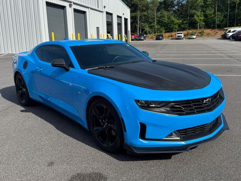 Used 2023 Chevrolet Camaro LT w/ RS Package RWD image 3