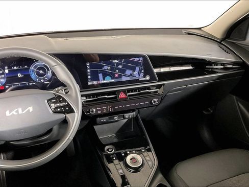 Used 2025 Kia Niro Wind FWD image 5