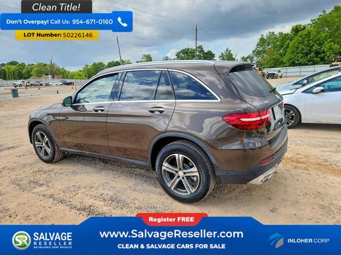 Used 2016 Mercedes-Benz GLC 300 4MATIC image 3