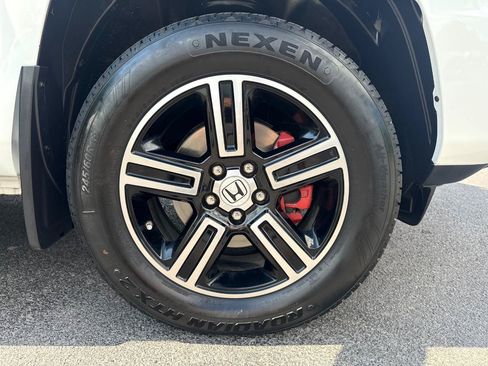 Used 2014 Honda Ridgeline Sport image 10