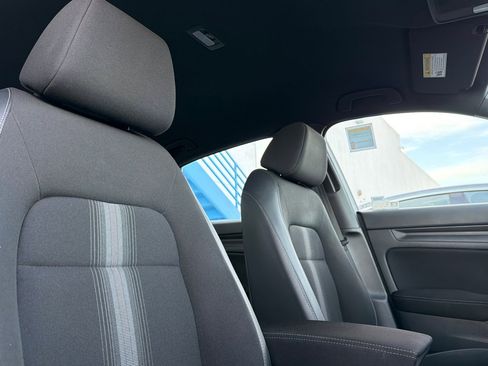 Used 2023 Honda Civic Sport image 25