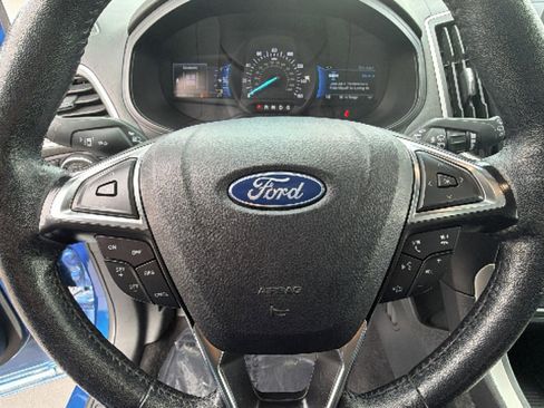 Used 2024 Ford Edge SEL image 18