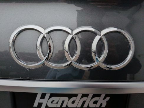 Used 2024 Audi Q5 2.0T Premium Plus image 38