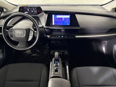 Used 2023 Toyota Prius LE FWD image 39