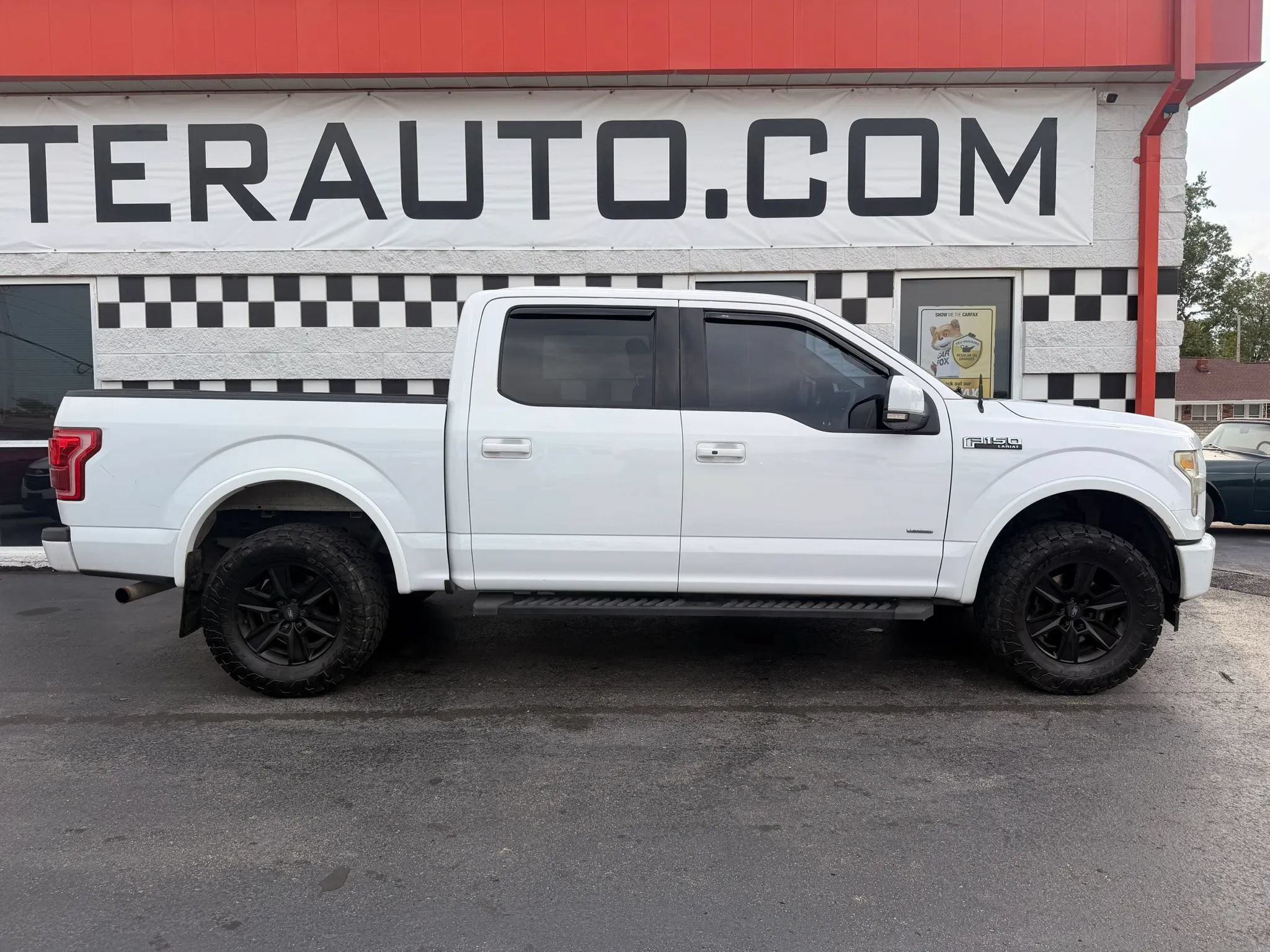Used 2015 Ford F150 Lariat RWD image 7