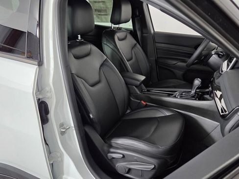 New 2026 Jeep Compass Limited image 33