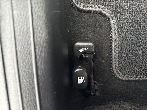 Used 2023 Kia Forte LXS w/ LXS Technology Package image 25