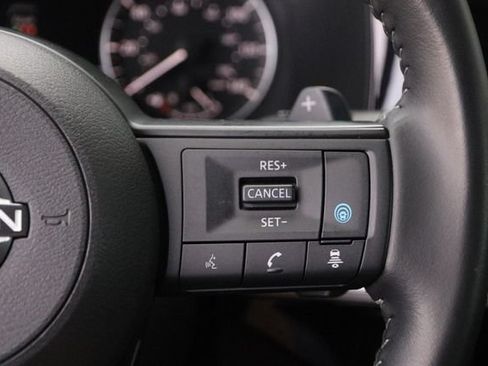 Certified 2025 Nissan Pathfinder SV AWD/4WD image 14