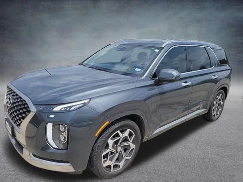 Used 2022 Hyundai Palisade Calligraphy FWD image 2