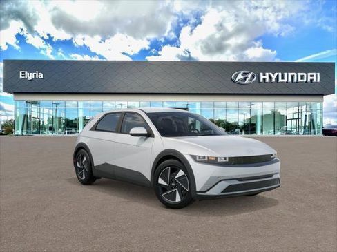 New 2026 Hyundai Ioniq 5 SEL image 2