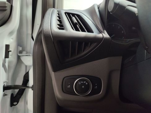 Used 2022 Ford Transit Connect XL image 30