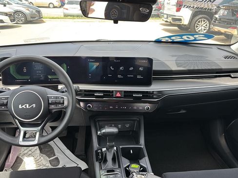 Used 2025 Kia K5 LXS FWD image 7