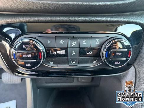 Used 2020 Buick Encore GX Select w/ Sport Touring Package FWD image 4