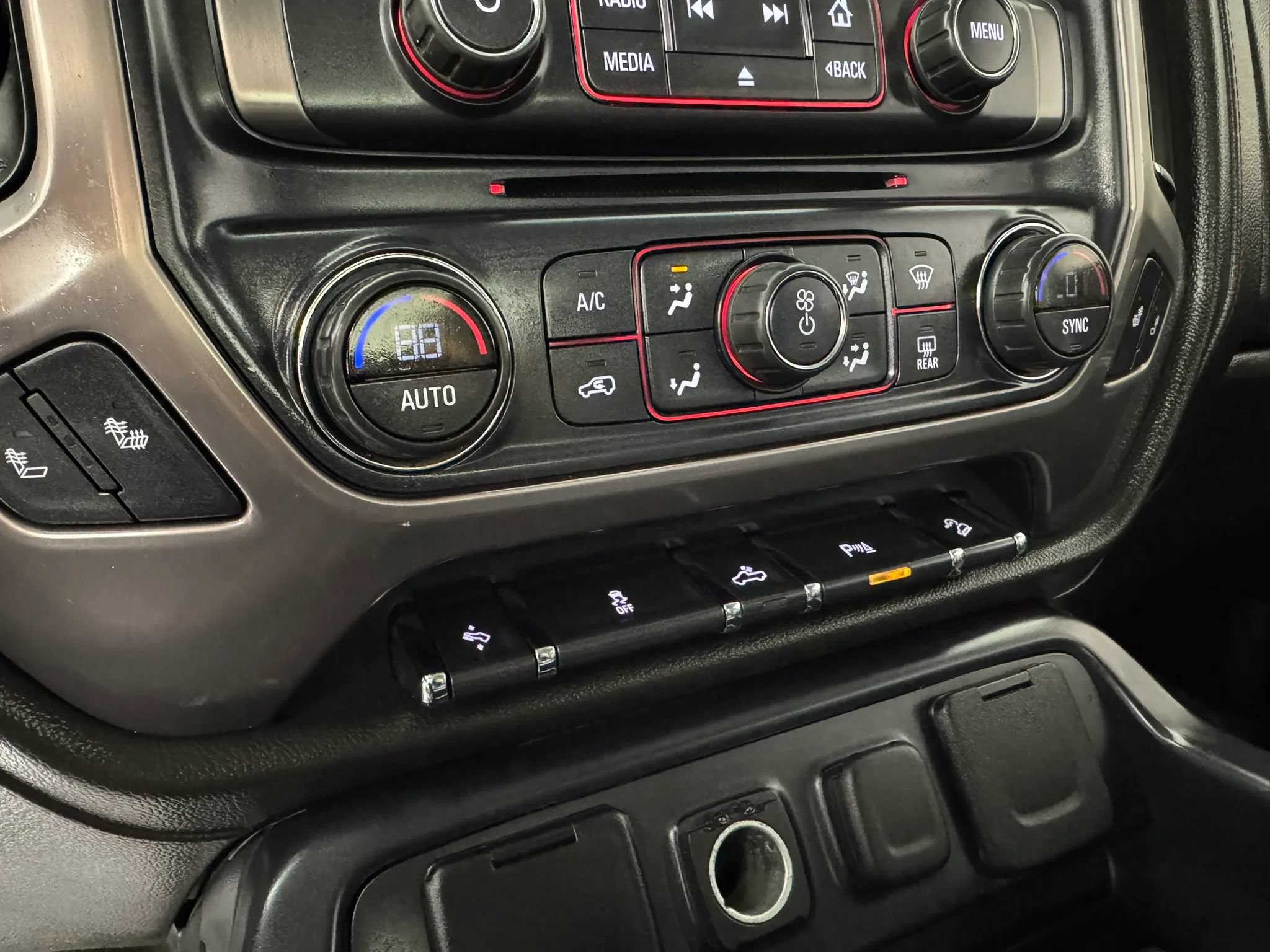 Used 2016 GMC Sierra 1500 SLT w/ All-Terrain Package AWD/4WD image 14